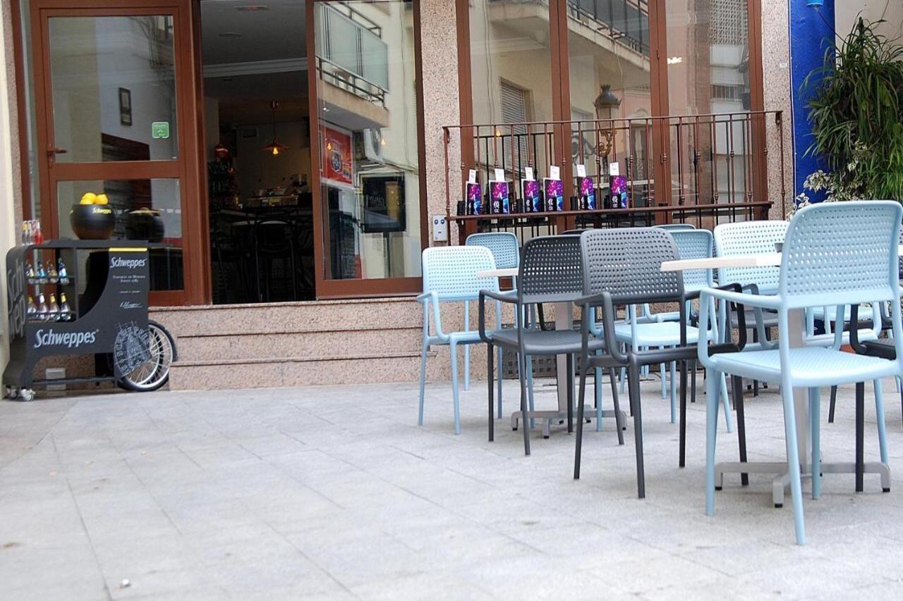 Hotel Queens - Adults Only Бенидорм Екстериор снимка